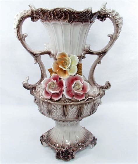 Category Early 20th Century Italian Vases. . Capodimonte vase value